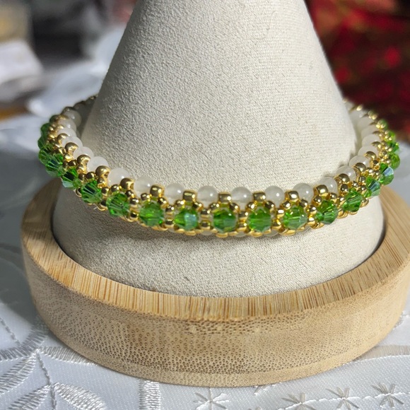 Hand Crafted Jade Bangle Bracelet with Green Crystal Accent Beads Size Large - Picture 5 of 5